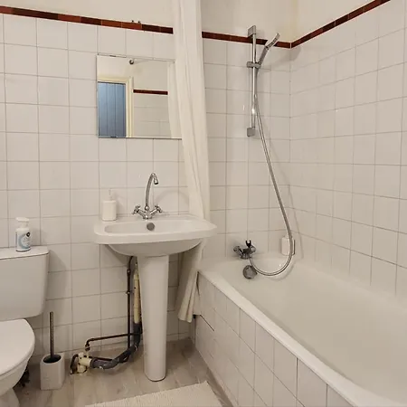Adele - D'hotes 2* Agde