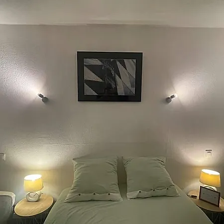 Adele - D'hotes Bed & Breakfast